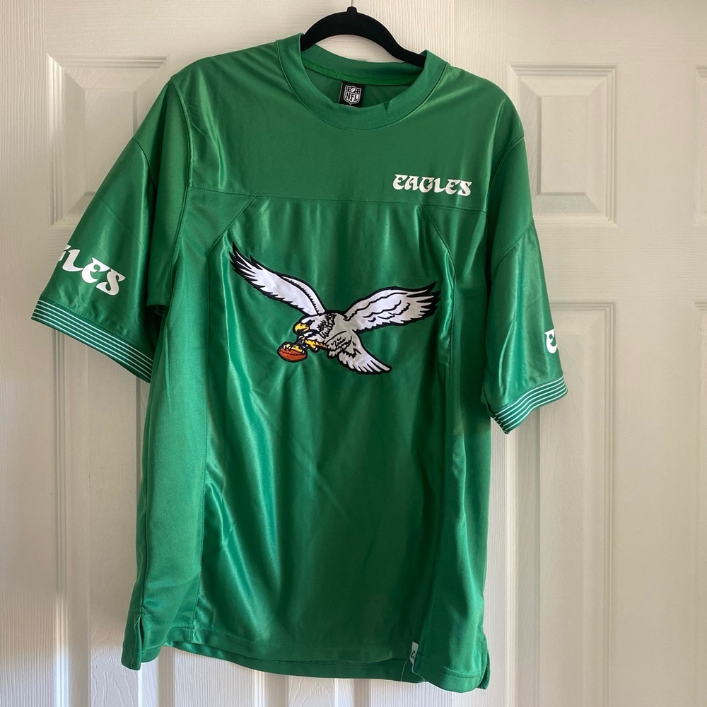 Kelly green NFL Eagles jersey